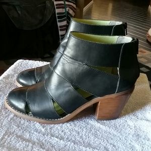 Seychelles Women's Shoes size 8